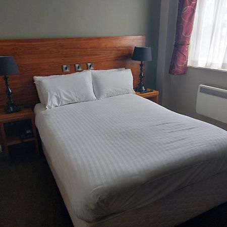 The Shrewsbury Hotel Wetherspoon Ngoại thất bức ảnh