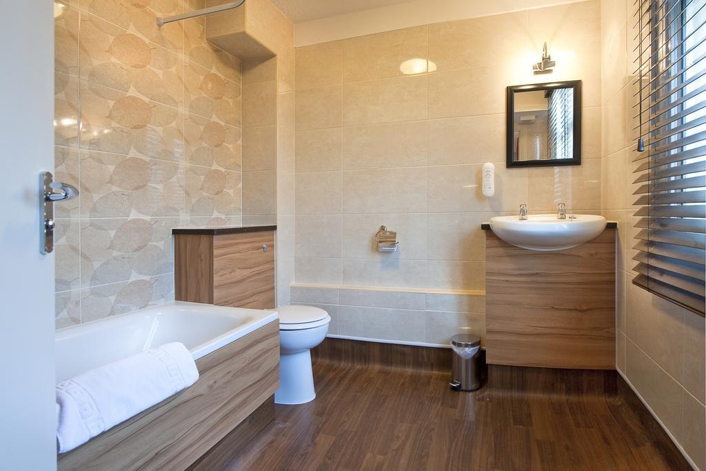 The Shrewsbury Hotel Wetherspoon Phòng bức ảnh