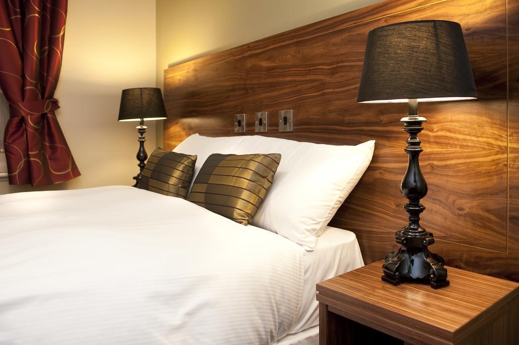 The Shrewsbury Hotel Wetherspoon Phòng bức ảnh