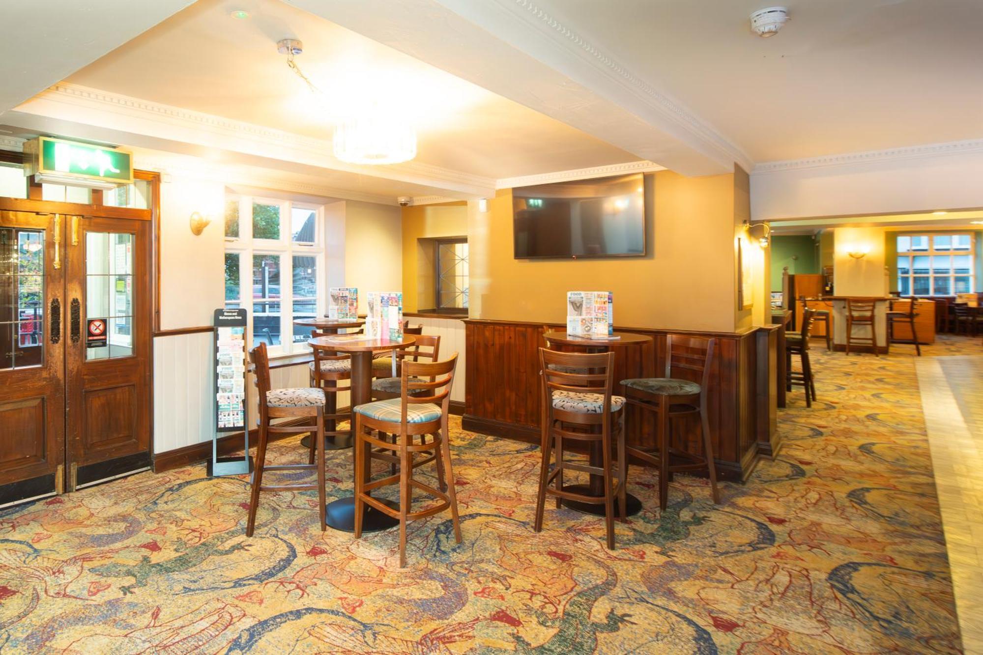 The Shrewsbury Hotel Wetherspoon Ngoại thất bức ảnh