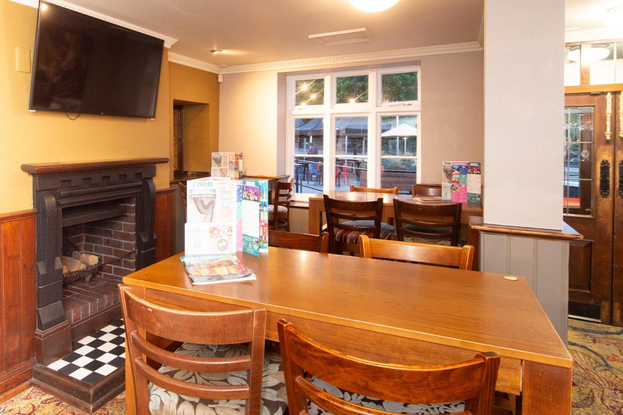 The Shrewsbury Hotel Wetherspoon Ngoại thất bức ảnh