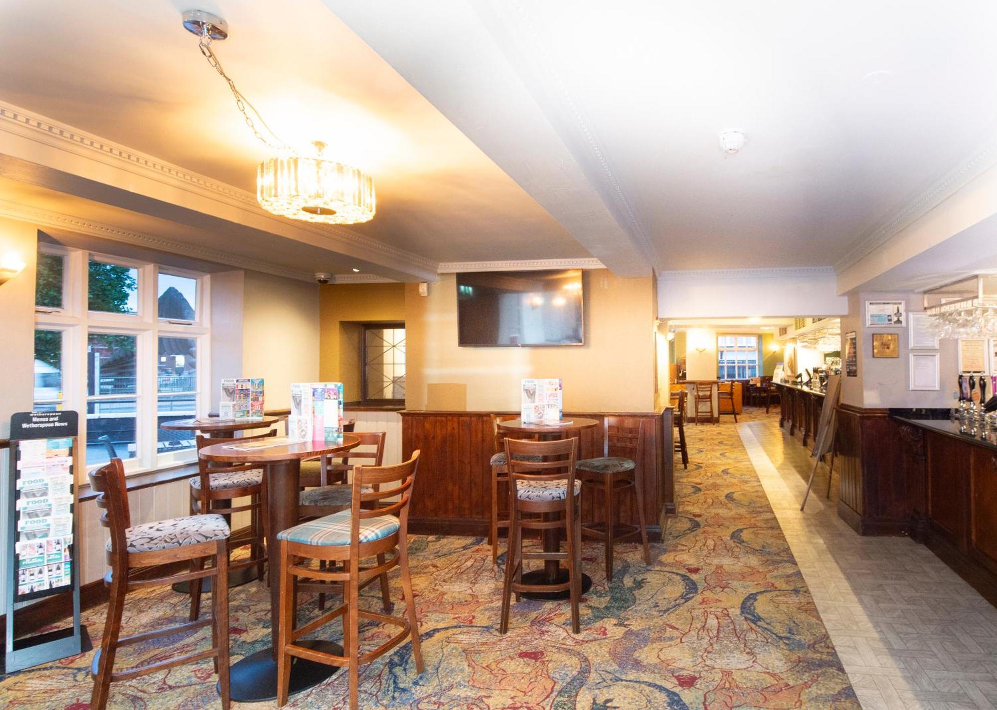 The Shrewsbury Hotel Wetherspoon Ngoại thất bức ảnh
