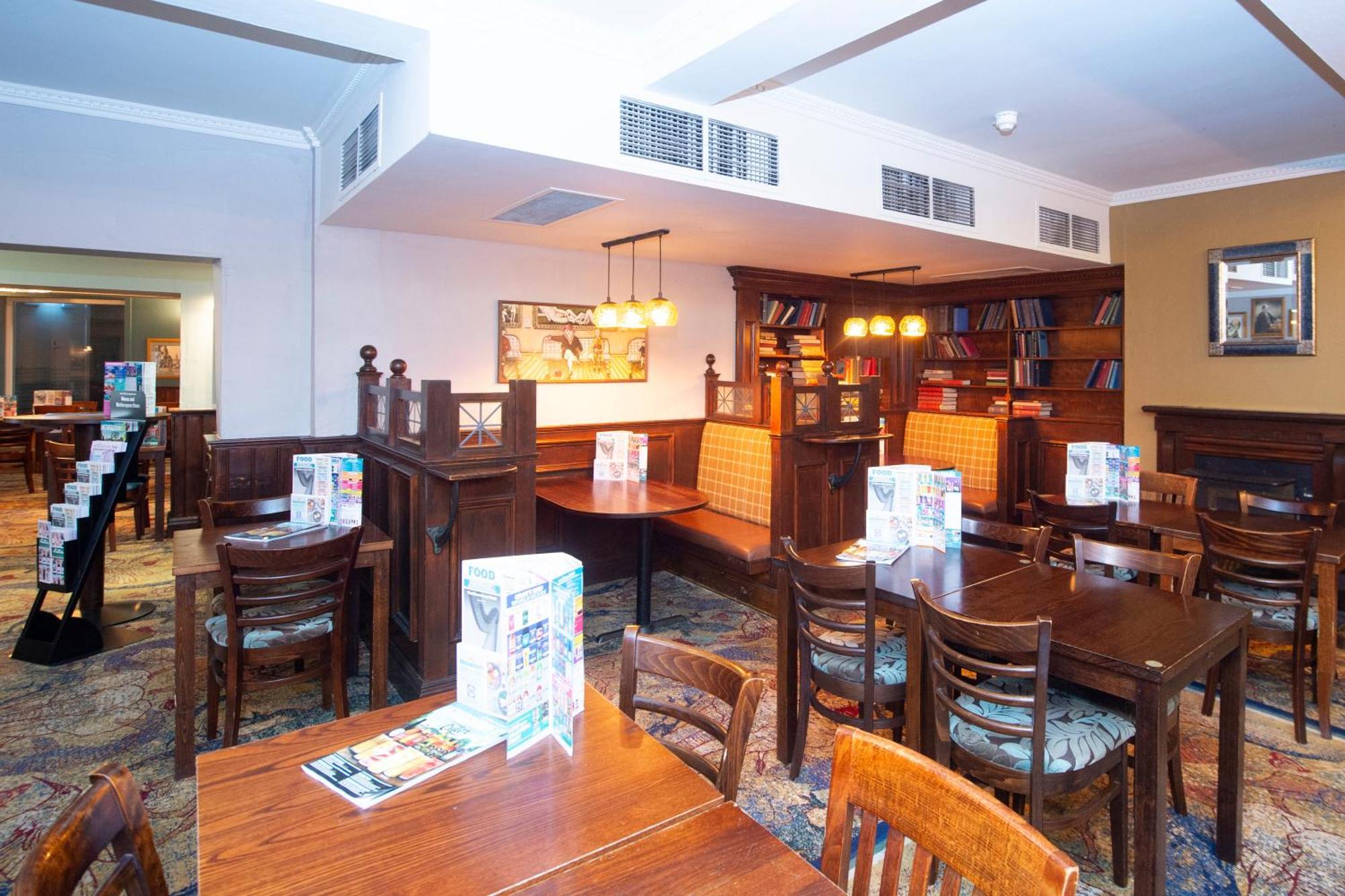 The Shrewsbury Hotel Wetherspoon Ngoại thất bức ảnh