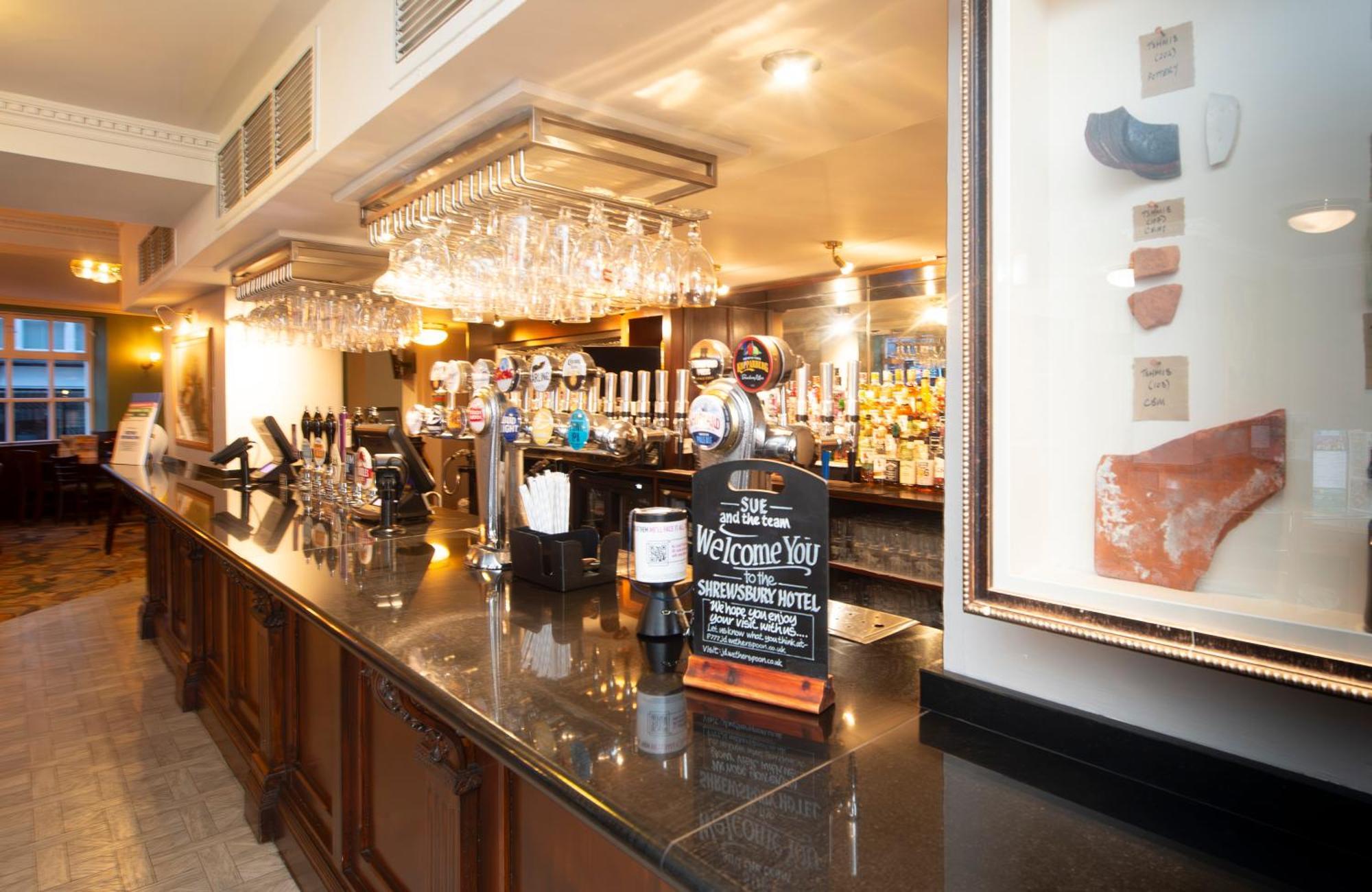 The Shrewsbury Hotel Wetherspoon Ngoại thất bức ảnh
