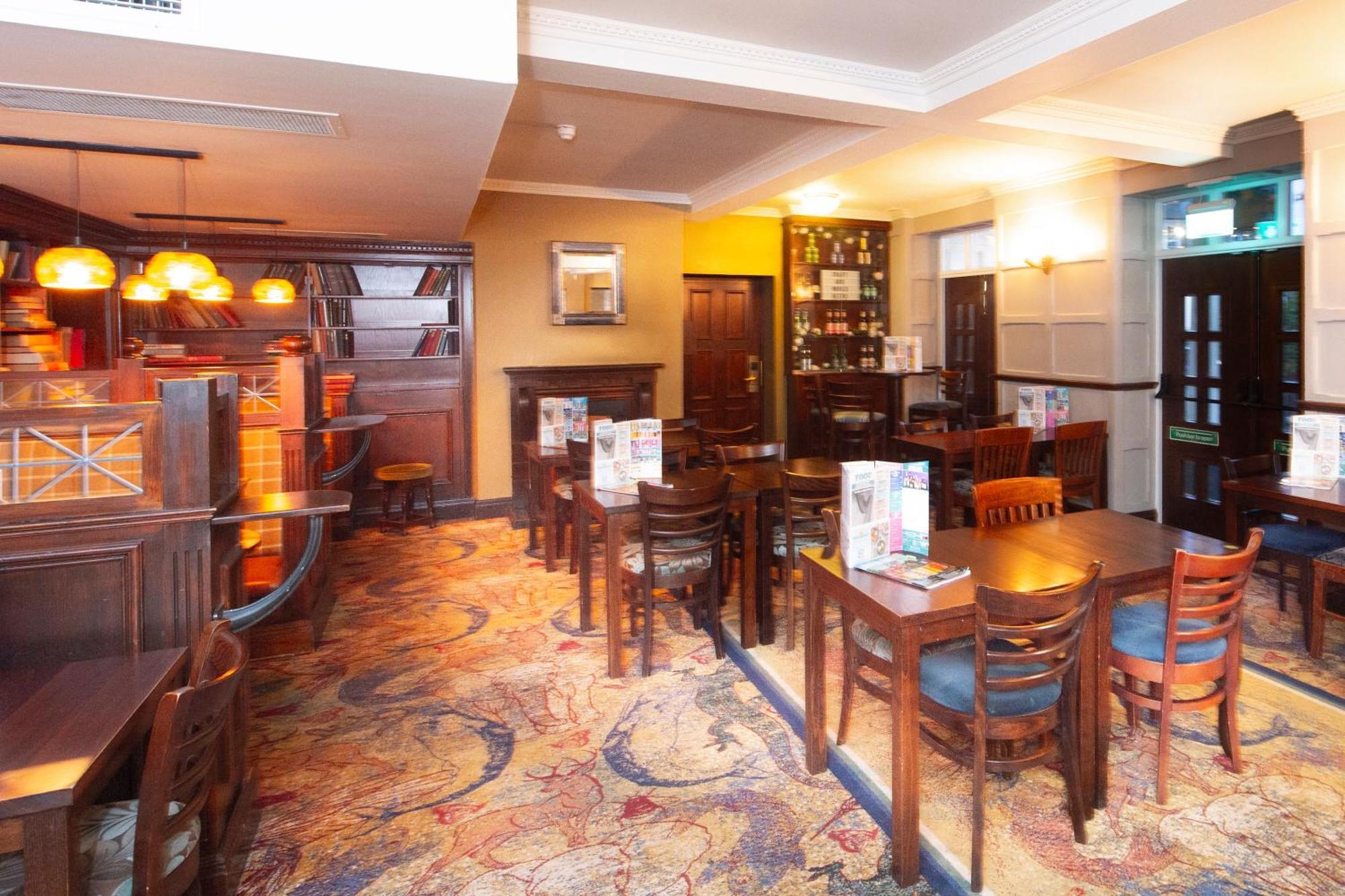 The Shrewsbury Hotel Wetherspoon Ngoại thất bức ảnh