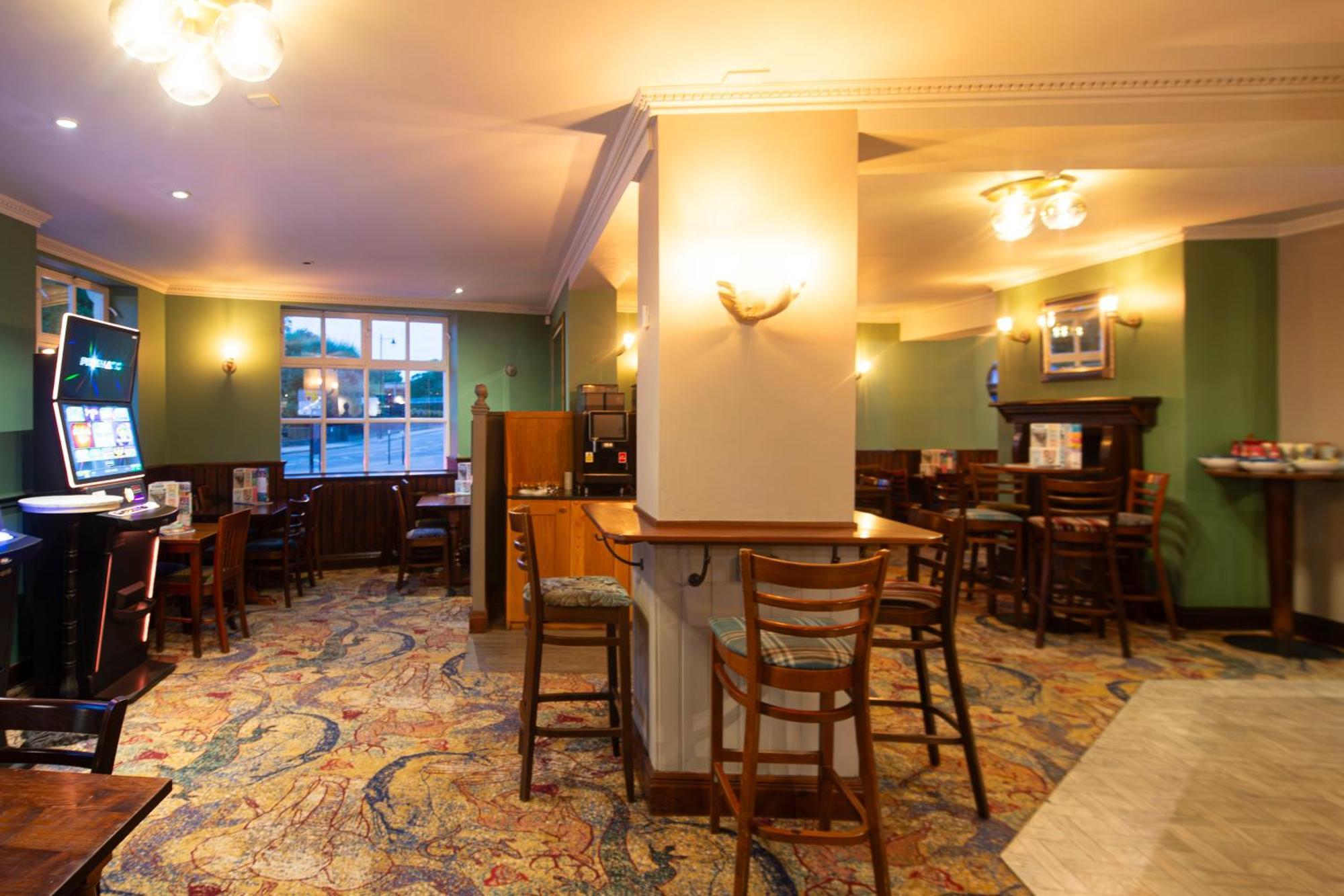 The Shrewsbury Hotel Wetherspoon Ngoại thất bức ảnh