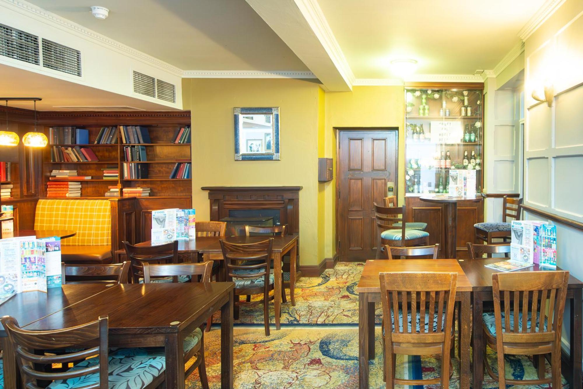The Shrewsbury Hotel Wetherspoon Ngoại thất bức ảnh